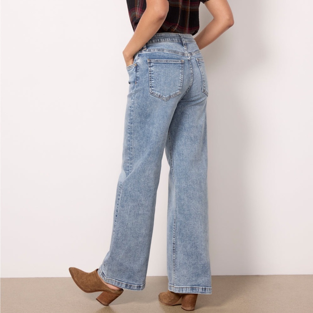 Kut from the Kloth Sienna Wide Leg High Rise Jean